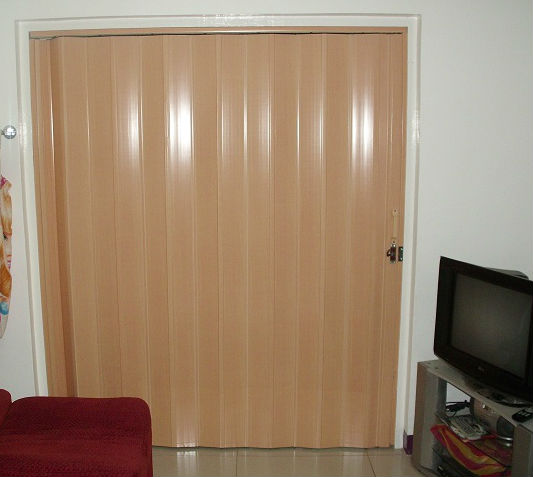 Beech Color of PVC Accordion Door Beech Color of PVC Accordion Door