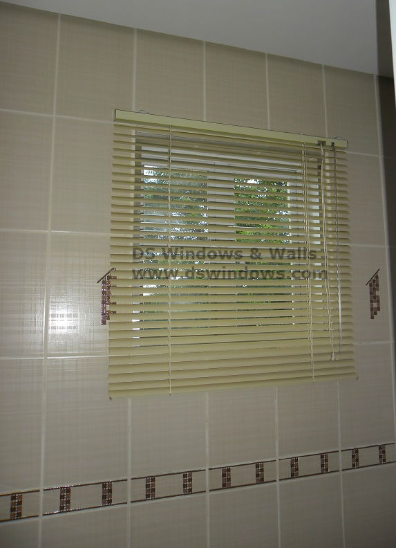 Inexpensive and Chic Mini Venetian Blinds in Taguig City