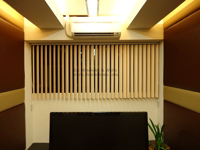 PVC Vertical Blinds For Narrow Conference Room Makati