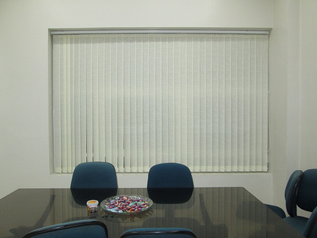 Fabric Vertical Blinds: Ivory 929