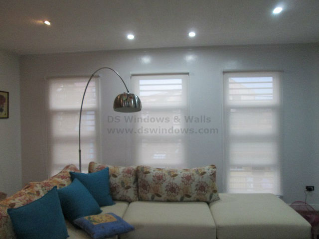 Beautiful Roller Blinds for Beautiful Living Area