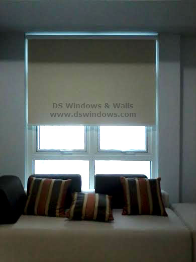 Blackout Roller Blinds for Complete Privacy