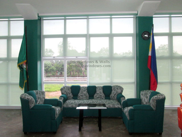 Sunscreen Roller Shades For School Lounge