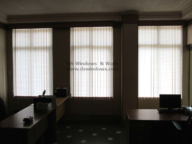 Fabric Vertical Blinds For Delightful Office Work Place - Pasig City