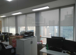 Roller shades: Enhancing office ambiance and privacy – QC Projects roller shades for workplace