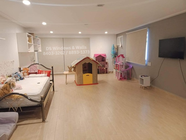 roller-blinds-playroom